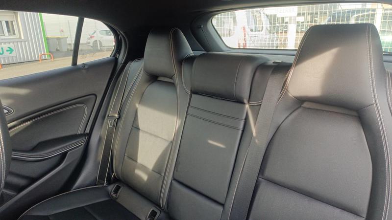Mercedes Gla 2.1 200 136 7g-Dct Starlight Edition - Automatique