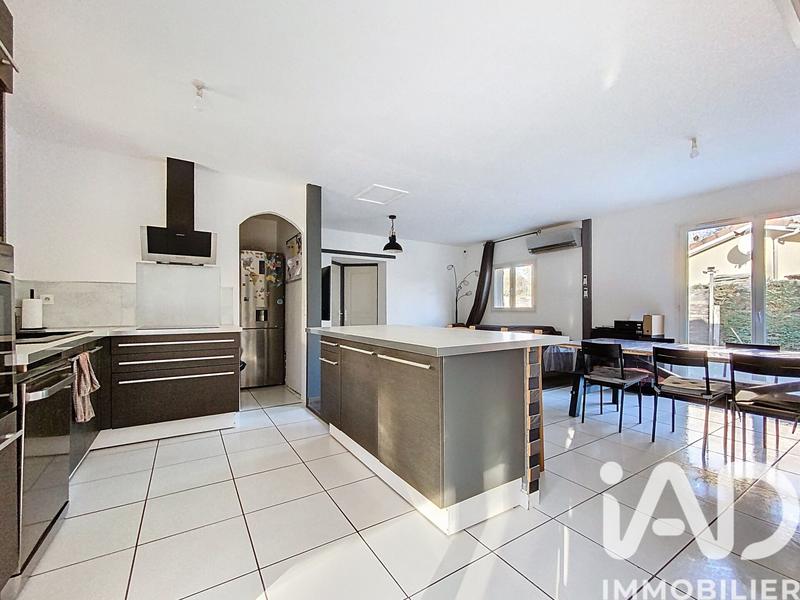 Maison - 130 m² - 7 pièces