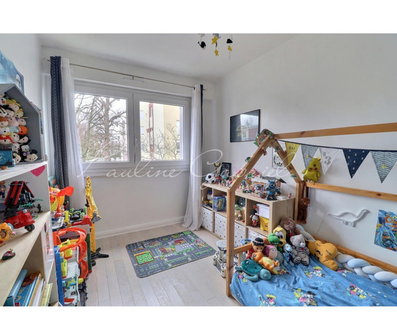 Appartement - 91 m² - 5 pièces