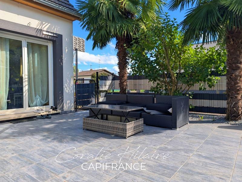 Maison - 95 m² - 5 pièces