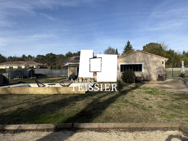 Villa - 99 m² - 4 pièces