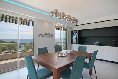 Appartement - 148 m² - 5 pièces