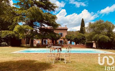 Bastide - 209 m² - 5 pièces