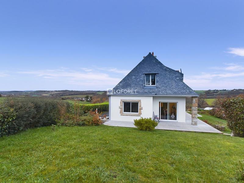 Maison traditionnelle - 175 m² - 8 pièces