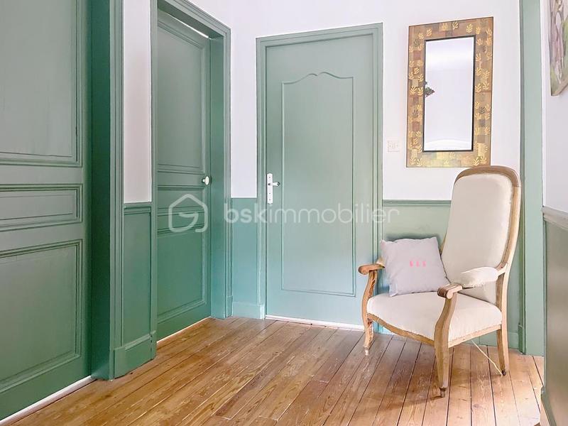 Maison de maîtres - 256 m² - 9 pièces