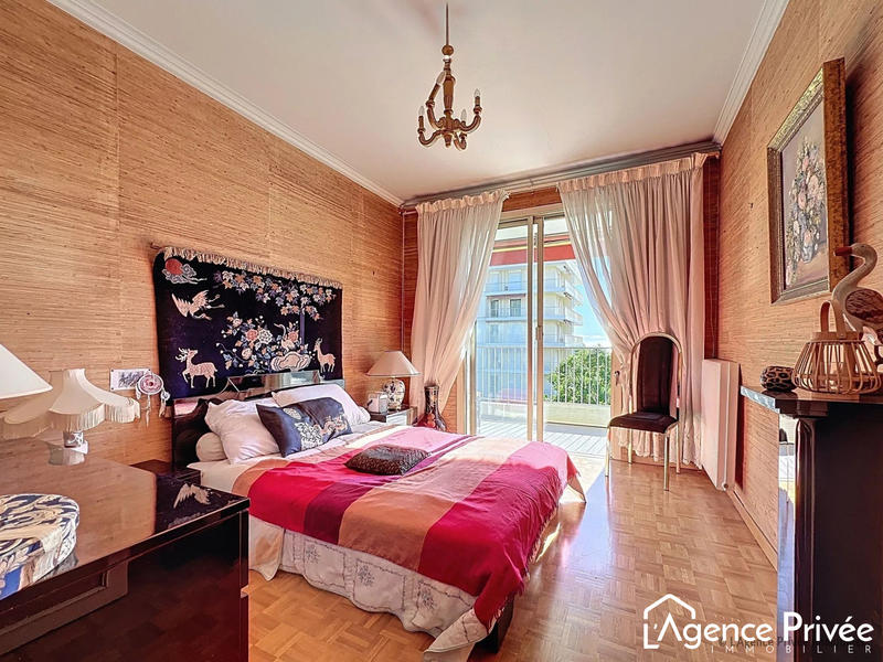 Appartement - 76 m² - 3 pièces