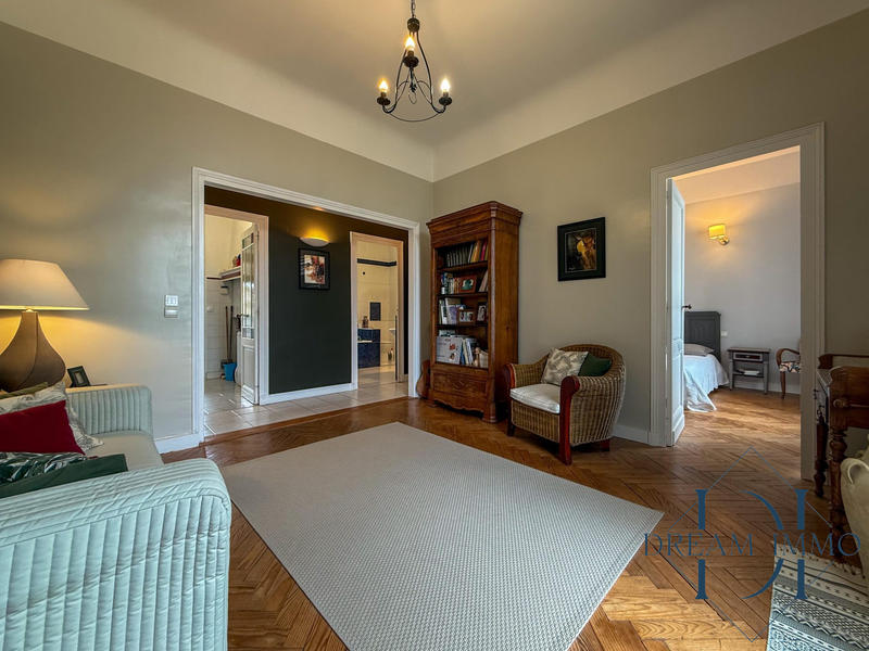 Maison - 144 m² - 6 pièces