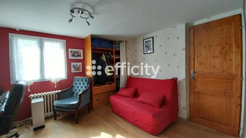 Maison - 77 m² - 6 pièces