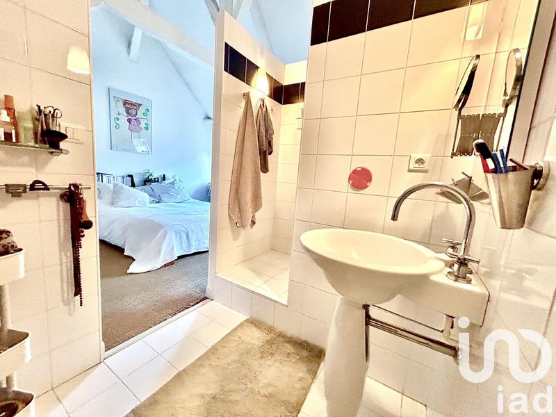 Maison - 174 m² - 8 pièces