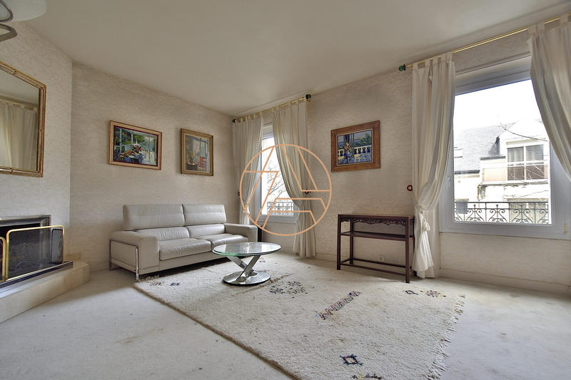 Appartement - 135 m² - 7 pièces