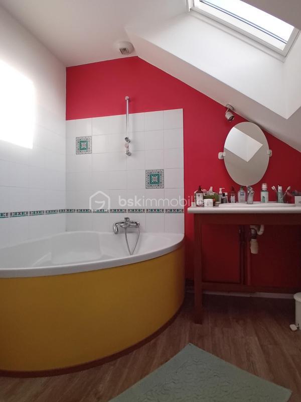 Maison - 125 m² - 7 pièces