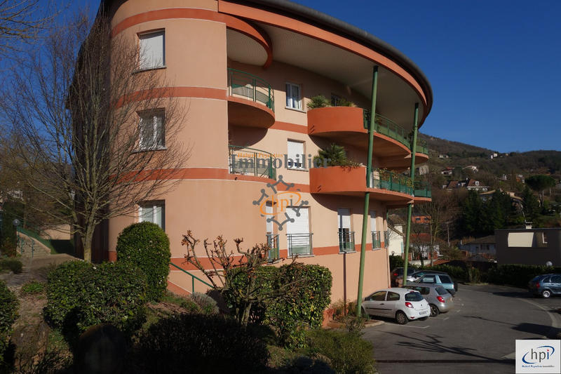 Appartement - 75 m² - 3 pièces