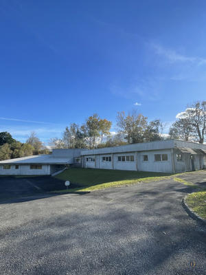 Local d'activités - 655 m²