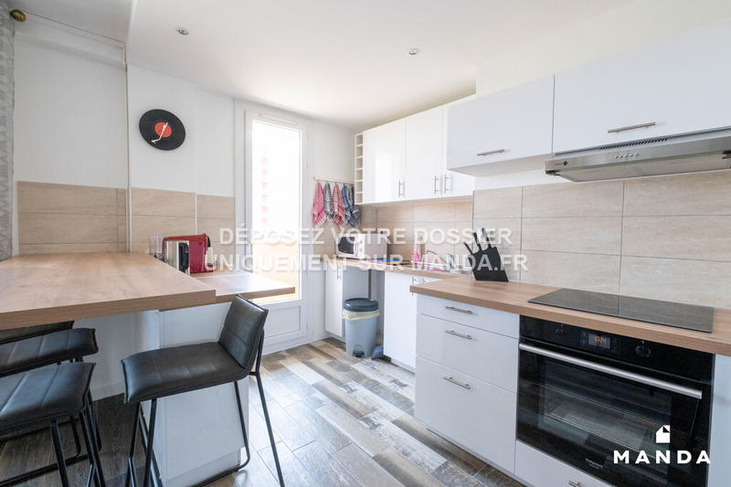 Chambre - 12 m² - 4 pièces