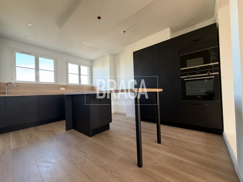 Appartement - 84 m² - 3 pièces