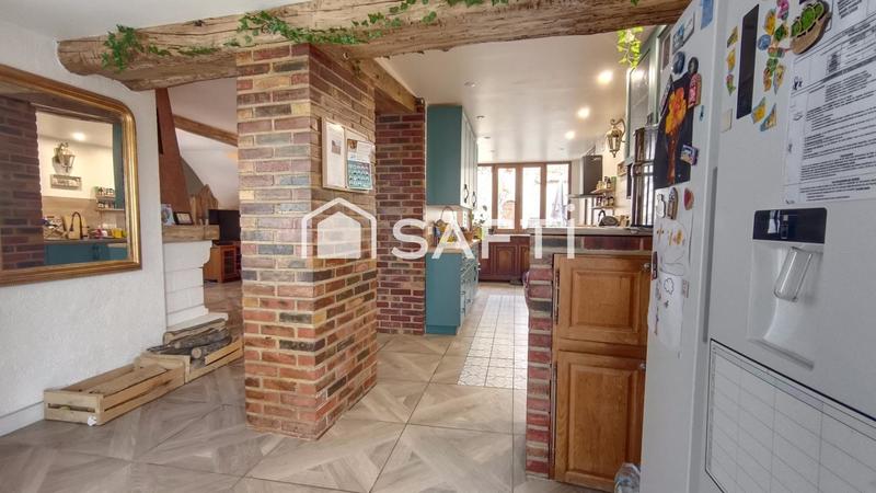 Maison - 200 m² - 8 pièces