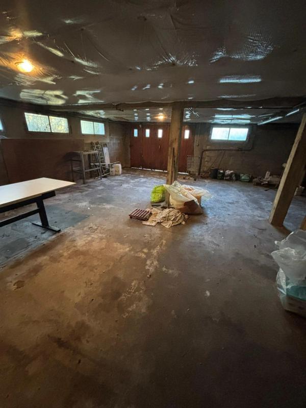 Pavillon - 186 m² - 6 pièces