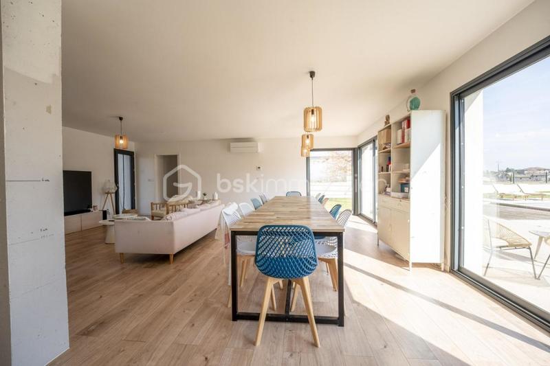 Maison d'architecte - 143 m² - 6 pièces