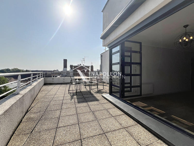 Duplex - 143 m² - 6 pièces