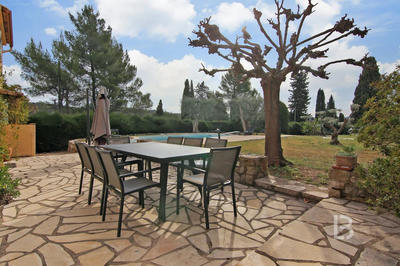 Mas - 161 m² - 7 pièces