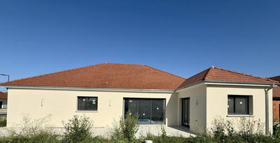 Maison - 151 m² - 6 pièces