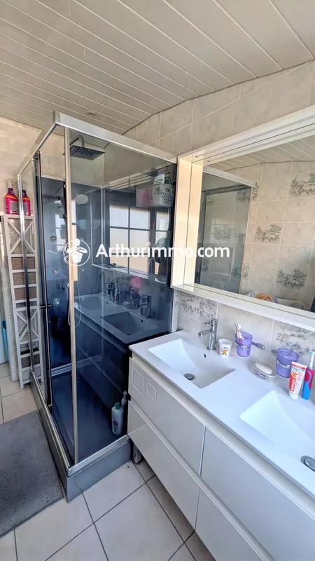 Maison - 83 m² - 5 pièces