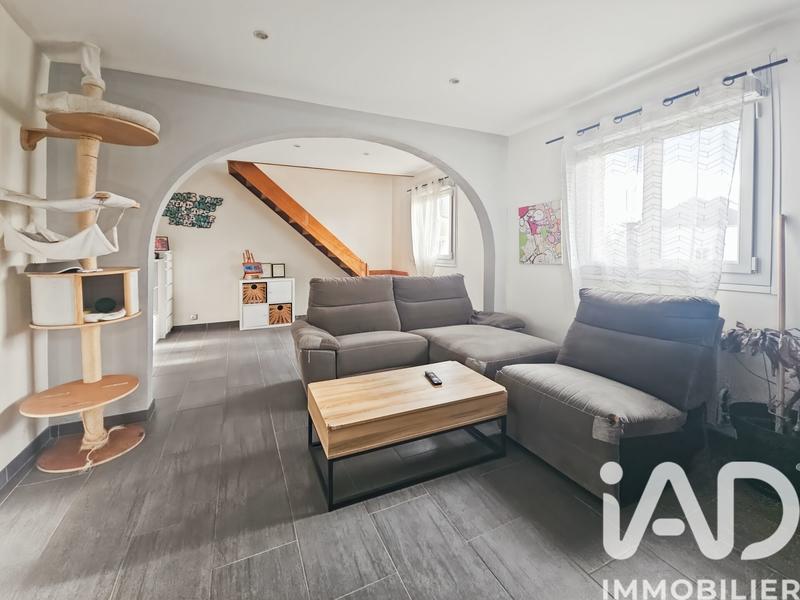 Maison - 95 m² - 4 pièces