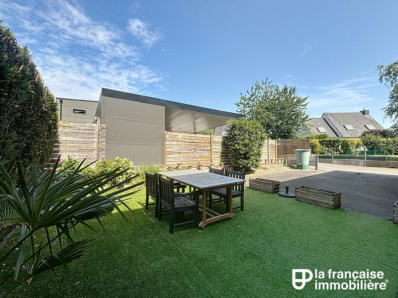 Maison - 181 m² - 8 pièces