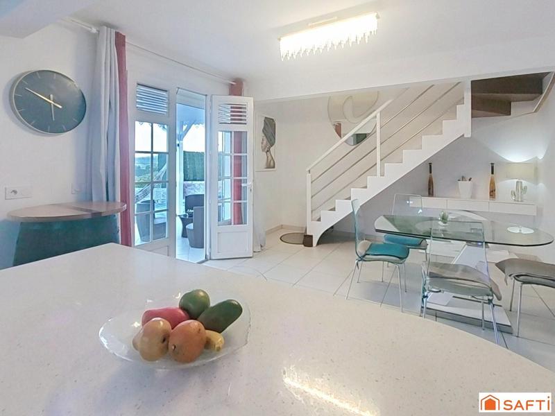 Maison - 95 m² - 4 pièces