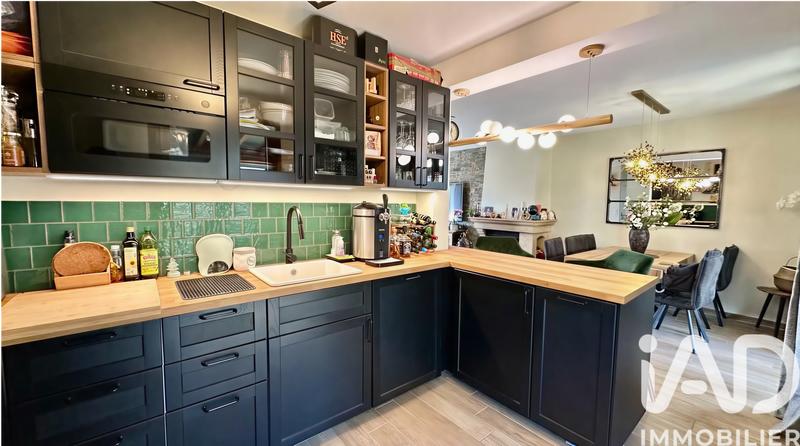 Maison - 137 m² - 7 pièces