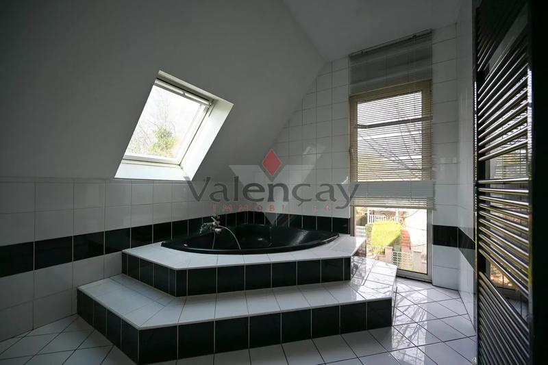 Villa - 142 m² - 5 pièces