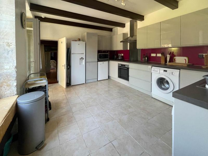 Maison en pierre - 133 m² - 6 pièces