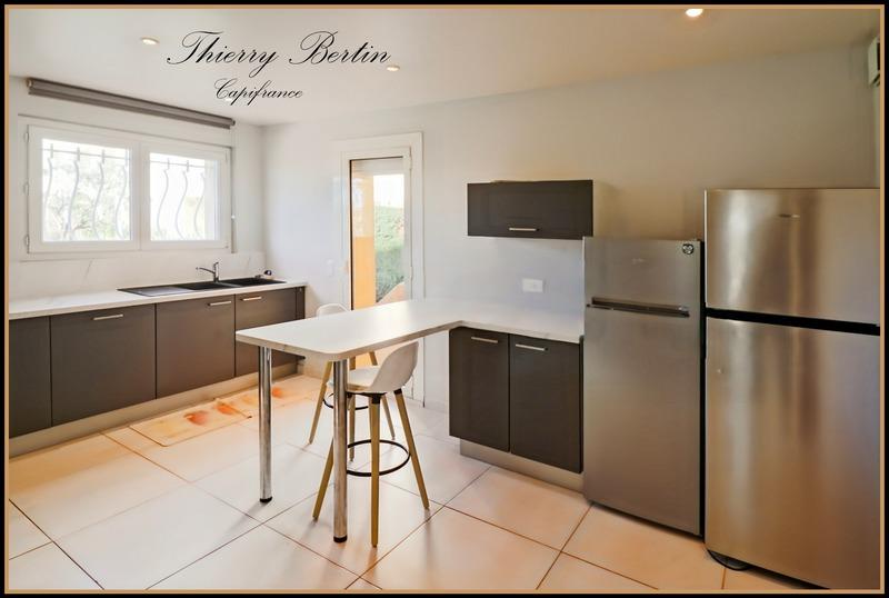 Appartement - 243 m² - 9 pièces