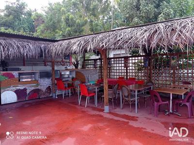 Local commercial - 311 m²