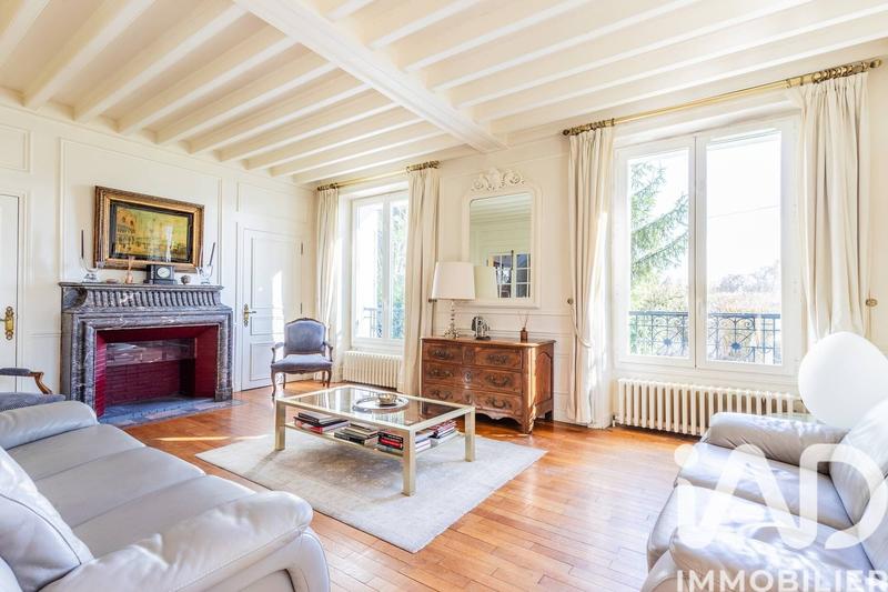 Maison - 195 m² - 8 pièces