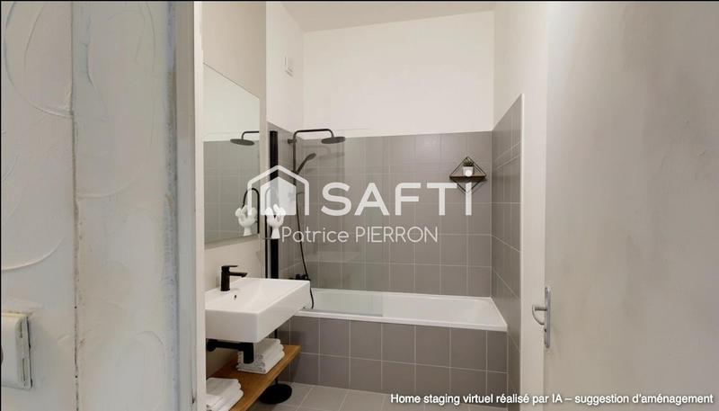 Appartement - 80 m² - 4 pièces