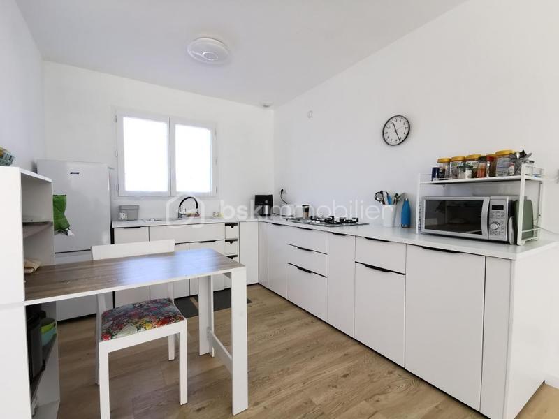 Maison - 92 m² - 4 pièces