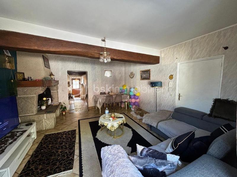 Appartement - 82 m² - 3 pièces