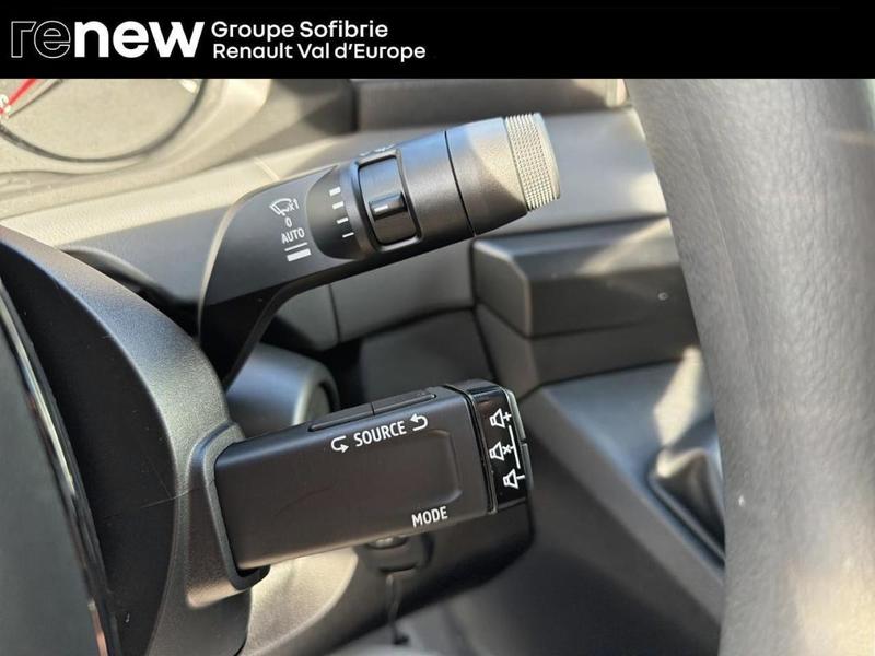 Nissan Interstar Fourgon 3t3 L2h2 2.0 Dci 130 n-Connecta