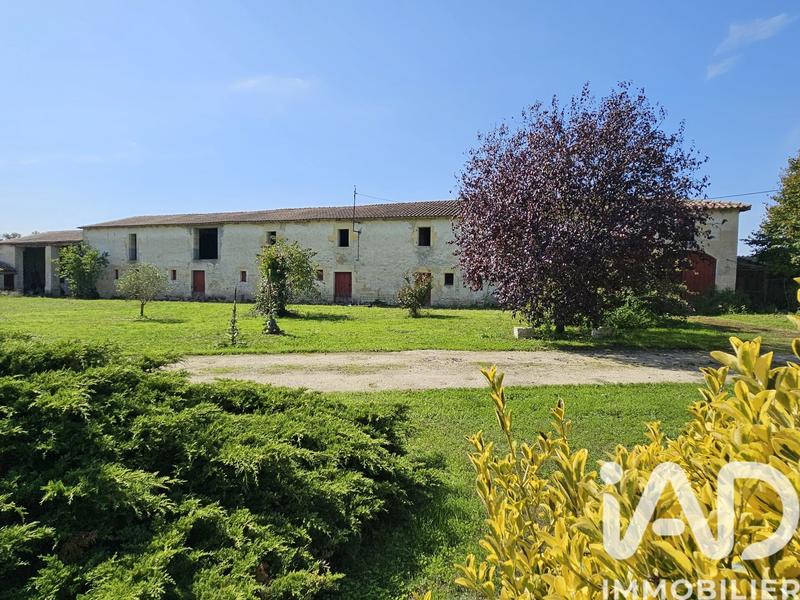 Maison - 301 m² - 8 pièces