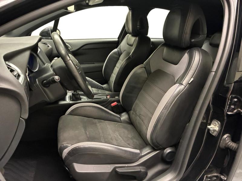 Ds Ds 4 BlueHDi 120 s&amp;S Bvm6 Connected Chic