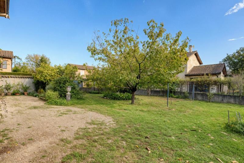 Maison traditionnelle - 191 m² - 7 pièces