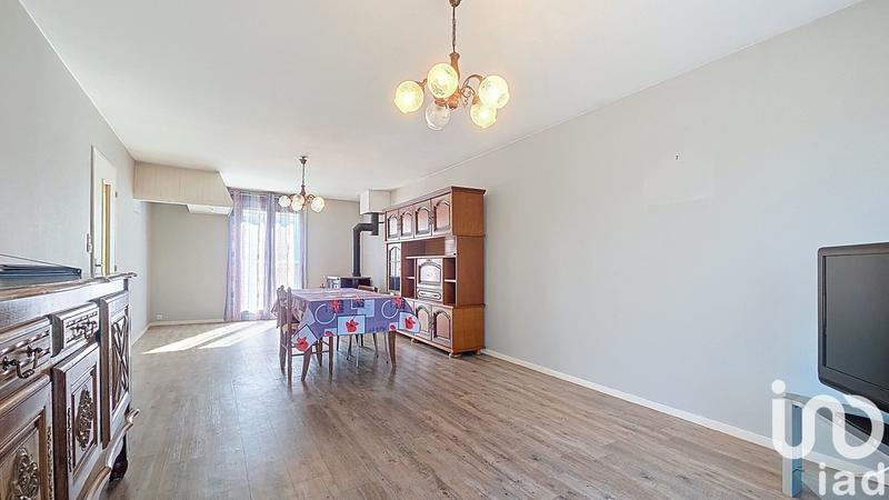 Maison - 93 m² - 4 pièces