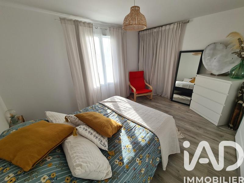 Maison - 213 m² - 9 pièces