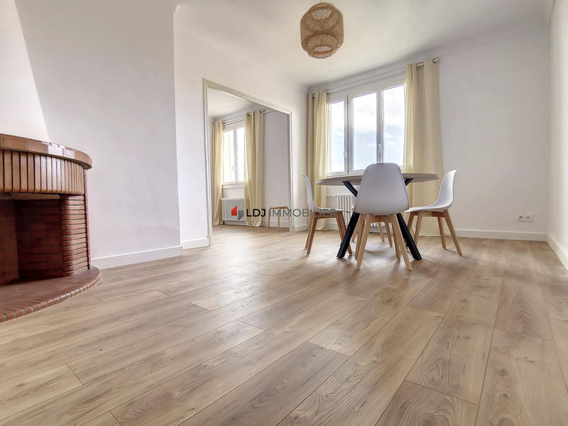 Appartement - 86 m² - 5 pièces