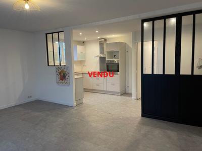 Appartement - 75 m² - 3 pièces