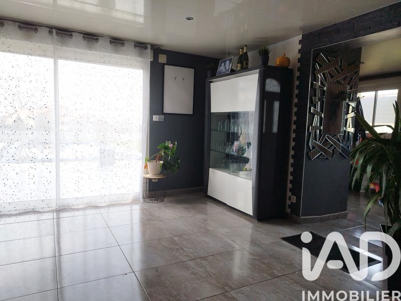 Maison - 197 m² - 6 pièces