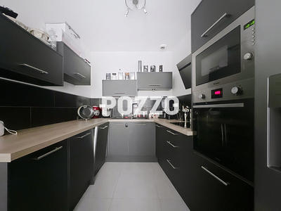 Maison - 104 m² - 5 pièces