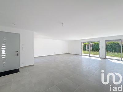 Maison - 146 m² - 6 pièces
