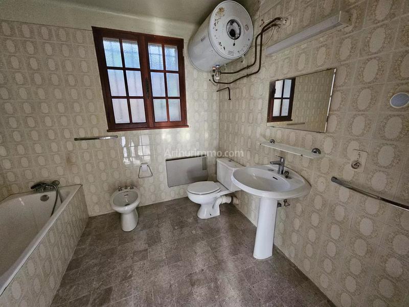 Maison - 140 m² - 5 pièces